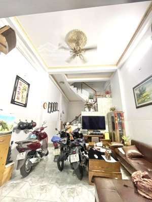 nhà 4 tầng, hẻm xe tải 7m thông, ngay lê văn quới, sát vách ngã tư 4 xã tân phú, sổ nở hậu, ở ngay