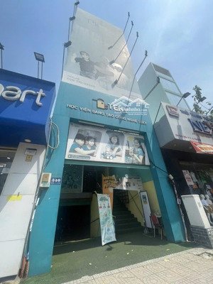 chính chủ cho thuê tòa nhà mt cộng hòa , p.12 , q. tân bình - 7x25 - hầm 7 tầng - giá : 70 triệu