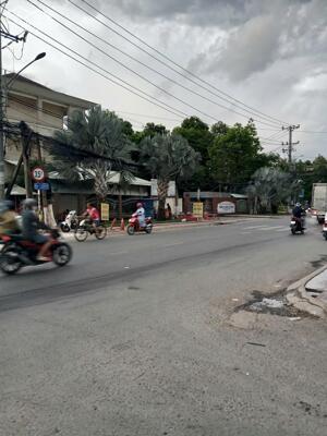 Nhà Phường 6 ngay Cầu Rạch Miễu hẻm xe hơi. Bao giá rẻ nhứt TP Mỹ Tho.