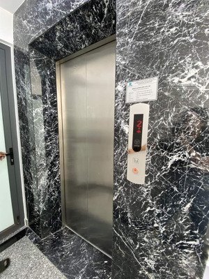 cho thuê phòng cao cấp cmt8, q.3 (giá: 3,5 tr - 5 tr/tháng cô nga chủ nhà)(mtg)