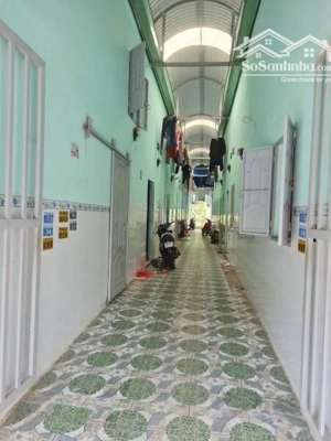 cần bán gấp dãy trọ đang có 10 phòng. dt 234m2 - giá 3.5 tỷ. thu nhập tháng 25tr. shr