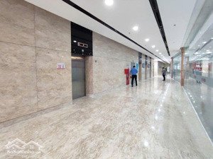 văn phòng siêu đẹp đường bến vân đồn, quận 4 diện tích 200m² - giá chỉ 80 triệu. lh: 