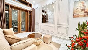 bán nhà lại yên, hoài đức. 38m2 xây 4 tầng đầy đủ nội thất. đối diện trường edison school an khánh