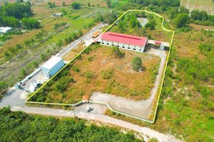chính chủ gửi bán khu đất 2ha có nhà xưởng 2000m2 ở xã lộc an, long thành