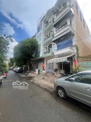 bình thạnh - hẻm 8m nguyễn hữu cảnh - 50m - 4 tầng btct- gần quận 1