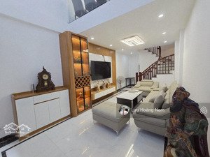 bán nhanh nhà 31m x 6 tầng full nội thất. oto - kẻ tạnh, giang biên