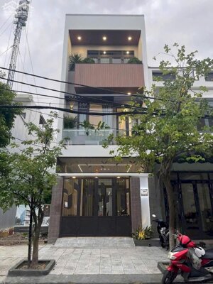  BÁN NHÀ 1 TRỆT 2 LẦU - TRUNG TÂM TP TÂN AN, LONG AN