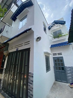 nhà mới full nội thất cao cấp, nhà phan văn trị, dưới 4 tỷ còn thương lượng. lih ngay 