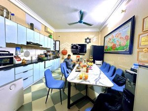 nghĩa đô, cầu giấy, bán nhà riêng 3 tầng , đường trước nhà 4m, ô tô tránh, 55m2, mt4.3m, 11.8 tỷ