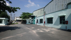 cần cho thuê kho xưởng 4.551m2 mặt tiền đường lê đức thọ, p.4, q. gò vấp.