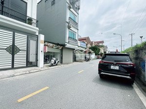 bán đất mặt phố ngọc thụy nhà c4 70m2, mt 4m. tài chính 12.8 tỷ