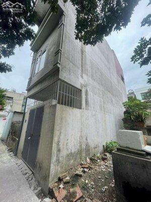 Bán nhà 3 tầng Cổ Bi ngay sau 1 nhà ra trục chính