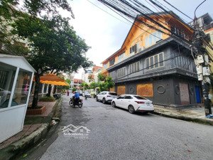 lô góc xẻ khe mđ vũ trọng khánh cách mđ văn cao chỉ 50m - mặt tiền: 7m - giá tốt nhất thị trường