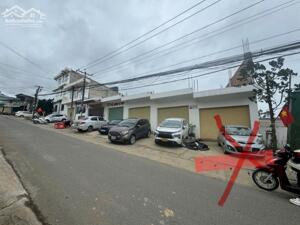 BÁN ĐẤT TẶNG Nhà cấp 4 Mặt tiền đường Ngô Thì Sỹ, Phường 4