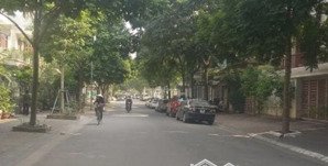 lv chính chủ! pl đặng tiến đông, đường 3 ôtô-to hơn phố, 30m ra phố, nhà dân xây 40m giá 15 tỷ