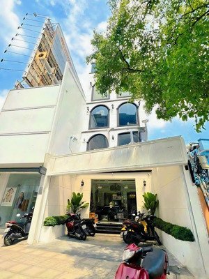 siêu phẩm 2mt có thang máy - 184e lê văn sỹ, p10, phú nhuận