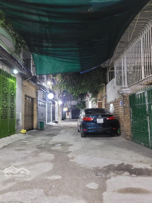 bđ//nhà lô góc 4 tầng hẻm xe hơi , gần ngã tư hàng xanh - giá 12ty - lh ms vân