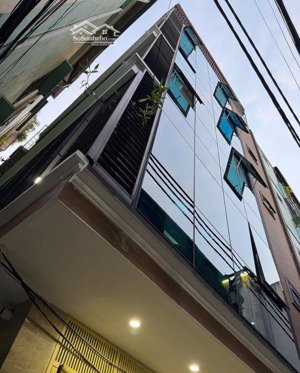 bán nhà riêng xuân thủy, cầu giấy, hà nội. lô góc 2 ngõ 5m ô tô đậu cửa, 33m2, 6 tầng. giá: 9,8 tỷ