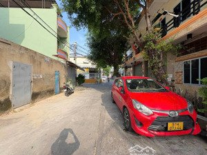 bán đất vị trí đẹp hxh bình trị đông 4.25 x 18.24m, 76,5m2 sử dụng, xây dựng 64m2 nở hậu chữ l 7.6m