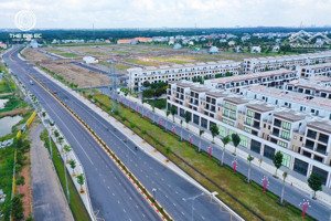 giỏ hàng hiếm: đất nền 2 mặt tiền đường rộng 40m và 50m, kề trung tâm hcm , sổ đỏ riêng từng nền