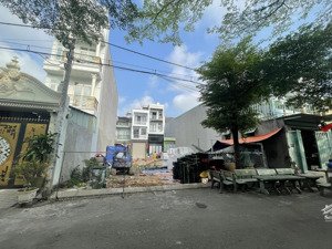 chính chủ bán đất hxh an phú đông, q12. dt 82.5m2 (4x20m) ngay đh nguyễn tất thành - 4,2 tỷ