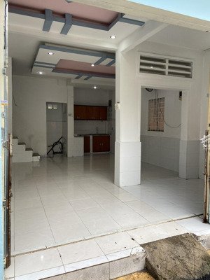 bán nhà đường lê thị hoa, p. bình chiểu. hẻm ba gác, nhà 1 trệt 1 lầu có 2pn, 2wc.