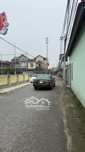 đất hoa hậu nghĩa trụ,văn giang,mặt tiền khủng,chia 2,3 lô dễ dàng, đường ô tô tránh thông,tiện ích