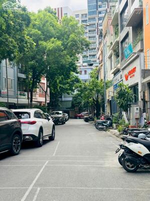 Phân lô bàn cờ Doãn Kế Thiện, 50m2*4T, ô tô tránh vỉa hè, dân trí cao, an ninh tốt, 15 tỷ