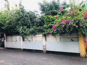 10x30m đường trương quốc dung - nguyễn văn trỗi phú nhuận. bán 50 tỷ