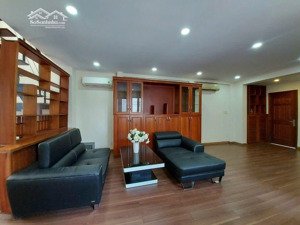 bán căn hộ cũ giá tốt tại trung tâm quận 3 - số 33 cao thắng. lh oanh