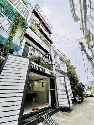 tôi cần vốn để đầu tư bán nhà ngộp cho thuê 21 triệu. nguyễn biểu - p. 2 - q. 5 cách cầu chữ y 200m