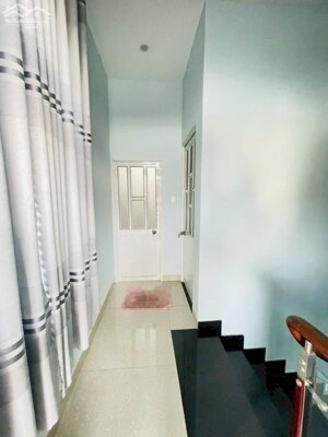 Cho thuê nhà 3 tầng gần chợ Phúc Hải Tân Phong, 3PN