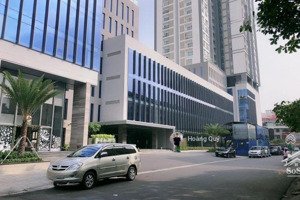 giảm giá mạnh 4x16m đối diện chung cư xigrand court lý thường kiệt q10 5 tầng đẹp 16.9 tỷ