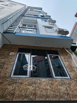 giá rẻ nhất - bán ccmn mễ trì xây mới 30m ra ô tô tránh - 10 phòng full đồ - đủ pccc