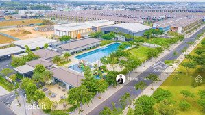 bán nhà liền kề 3 tầng đối diện the sun sport center sun casa central