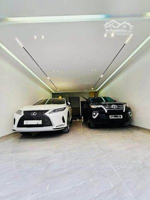 siêu rẻ đẹp bán nhà mặt phố mễ trì 60m2 - gara 2 ô tô - kinh doanh văn phòng hay ở đẹp xuất sắc