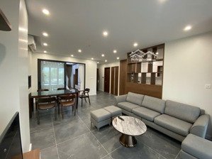 bán nhà dòng tiền mặt phố nghi tàm, tây hồ. 126m2, 6 tầng + hầm, view hồ tây trực diện
