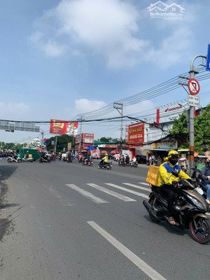 mặt bằng và kho mặt tiền quốc lộ 13 hbp thủ đức, dtsd 280m cho thuê 20 triệu/tháng