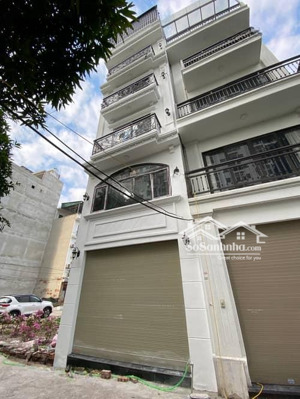 bán nhà đẹp,mới xây hót nhất q.long biên