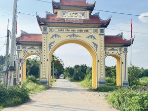 trục chính kinh doanh - gần bìa làng, chợ, hồ điều hoà - cách đường ql23b 300m