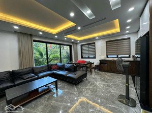 bán căn góc 7 tầng tại yên lãng, đống đa. dt 60m2 x mt 10m. thông sàn, gara ô tô - thang máy