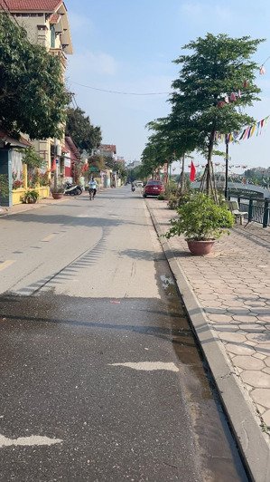 bán gấp - đường ô tô 7c thông, trung tâm tiện ích, dân cư đông đúc, gần hồ điều hoà, an sinh đỉnh