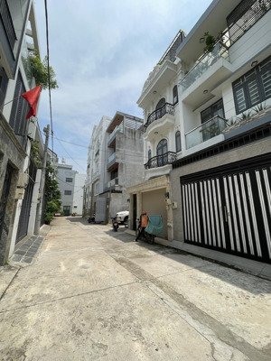 nhà 4 tầng mới đẹp giá 11,2 tỷ, phân lô đồng bộ cao tầng, kế bên bệnh viện lê văn thịnh, quận 2