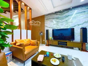 bán nhà đội cấn - tt ba đình - ngõ thông - gần ô tô - siêu đẹp - nội thất xịn sò