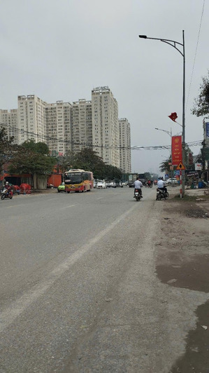 bán đất đức thượng- không lỗi-sát hồ--55m- 3 tỷ có thương lượng