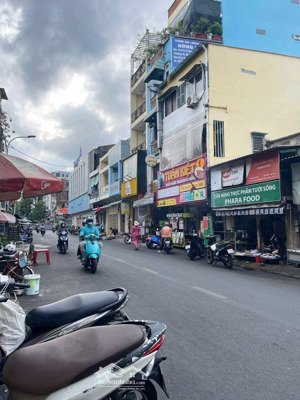 bán căn nhà mt hoàng hoa thám, p12, tb khu phía chợ, mt kinh doanh dt : 5x36m 2 lầu st, nhà mt