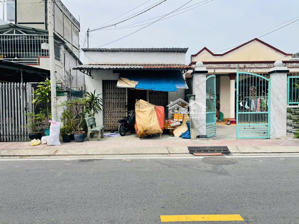 nhà mặt tiền kinh doanh lê minh nhựt, tân thông hội dt 6x21 =130m2, xây kiên cố, sổ riêng, giá 1tỷ6