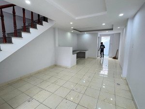 nhà trệt lửng,kno hiệp phát,hiệp thành tdm,dt 4x17(68m2) 2.7 tỷ