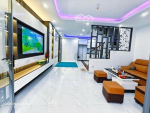 cho thuê nhà nguyên sân vườn 60m2 4 tầng 4pn mới full đồ 8 triệu ở ngay