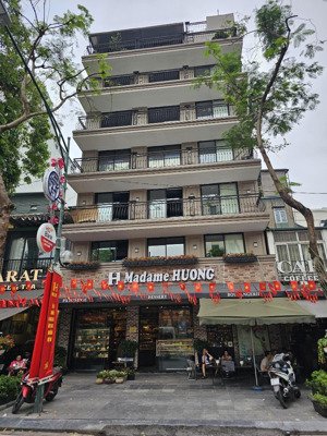mặt bằng kd showroom, spa, phòng khám, trung tâm, ngân hàng mặt phố dương khuê 100m - 7m.giá tốt.